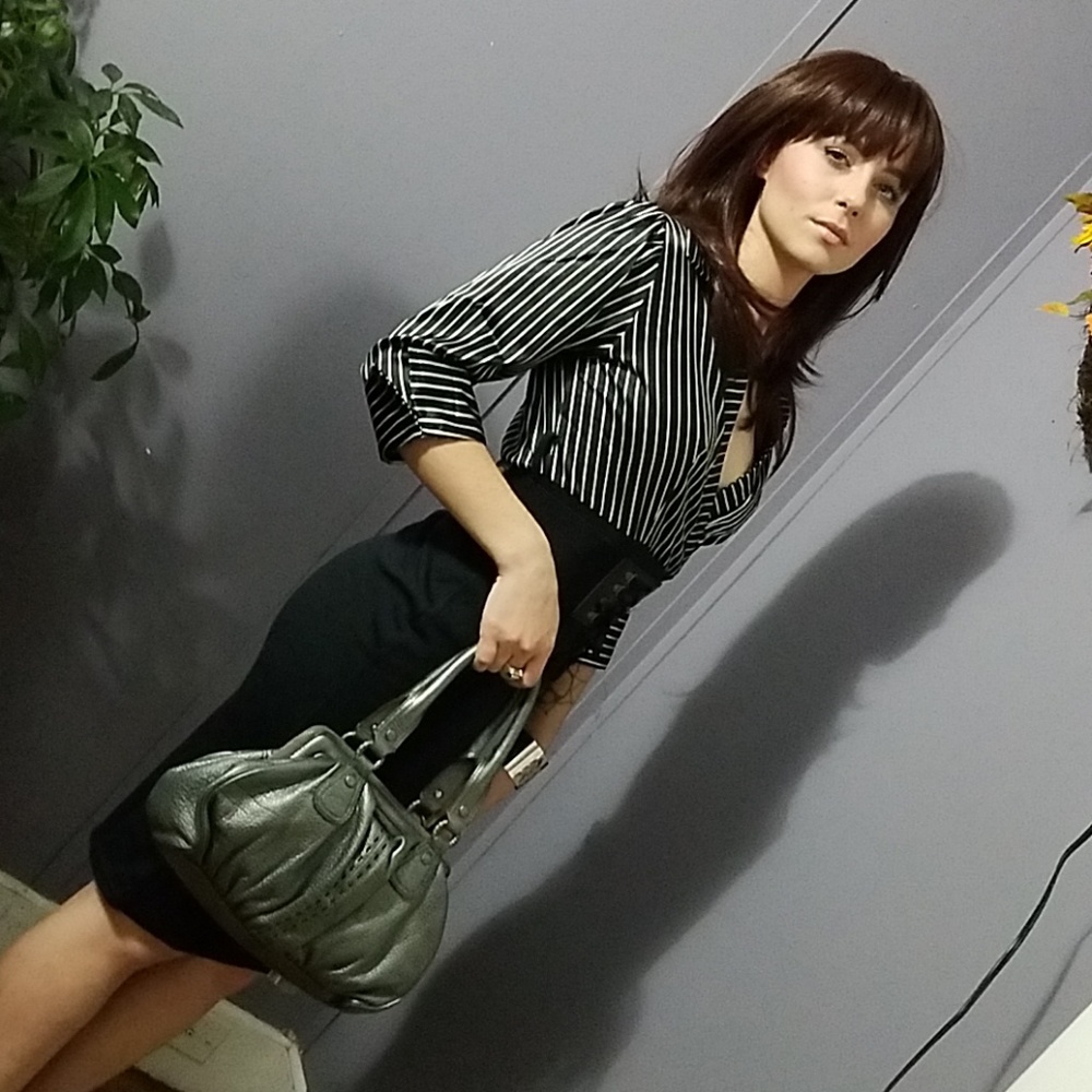 STUNNING IMPORTED OFFICE DRESS - Picture 3 of 8